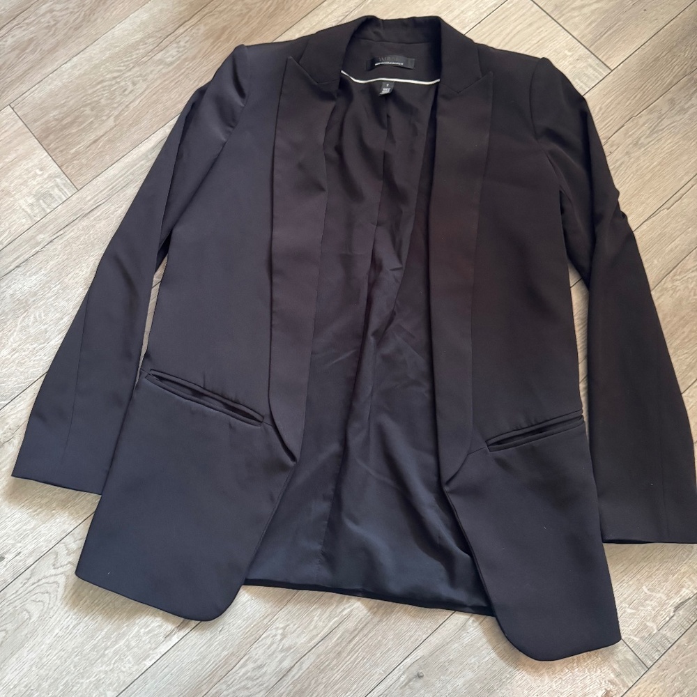 White House Black Market blazer